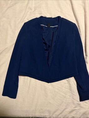 White/black blazer navy color